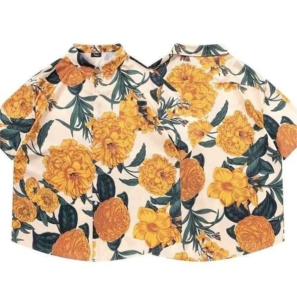 เสื้อเชิ้ตแขนสั้น คอปก ลายดอกไม้ สีเหลือง สไตล์เกาหลี ฮาวาย เหมาะกับเดินชายหาด แฟชั่นฤดูร้อน สําหรับผู้ชาย ไซซ์ M-XXL