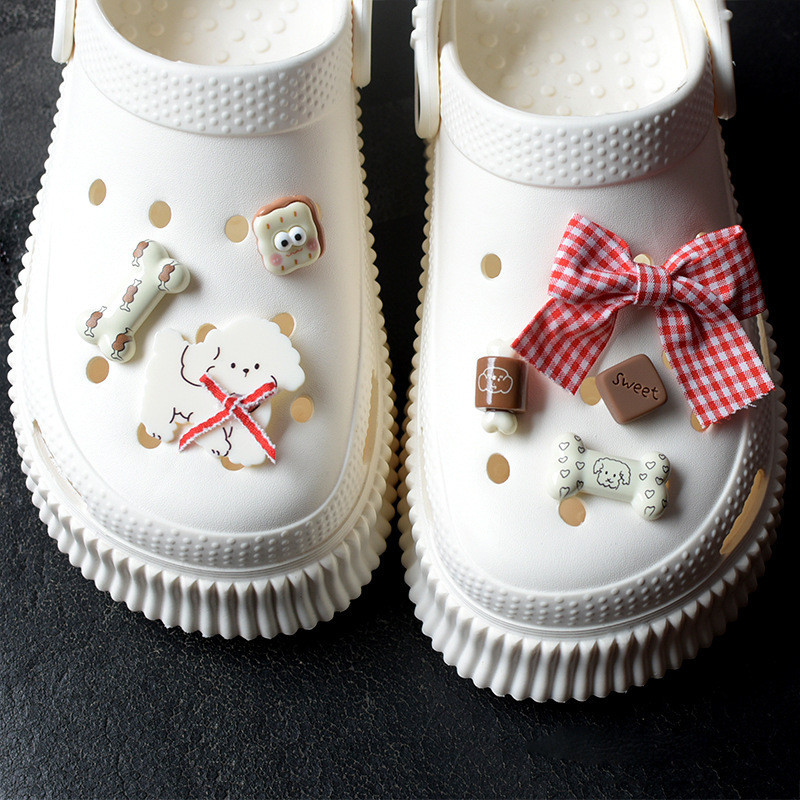 น่ารักการ์ตูน Pearl ปุ่มสุนัข Bone/ribbon/เงินชุด DIY Jibitz INS รองเท้า Accessorie ตกแต่งน่ารัก DIY อุปกรณ์เสริมรองเท้าหัวเข็มขัดรองเท้า Decoratio