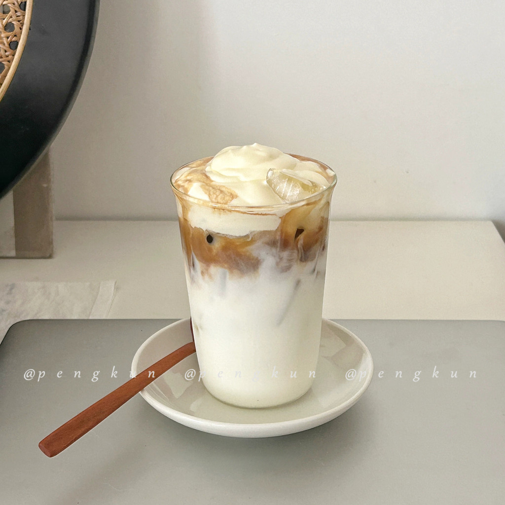 แก้วกาแฟลาเต้เย็นถ้วยเครื่องดื่มอเมริกันทนความร้อนอุณหภูมิสูงสูง Borosilicate ใสเครื่องดื่มเย็นถ้วยน้ำเด็ก