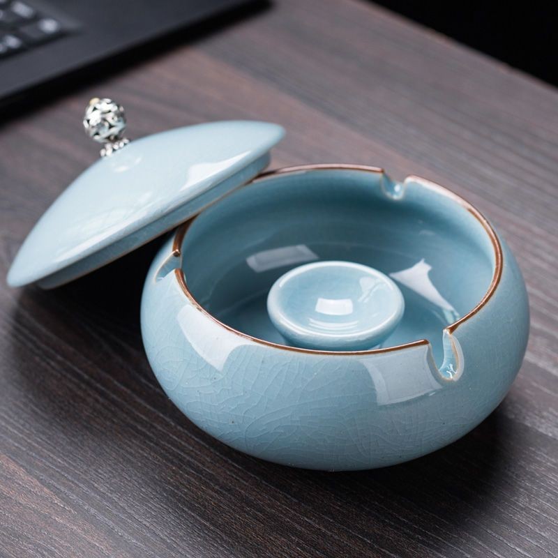 [Hot Sale]Creative Ashtray Home Living Room Personality, Trend, Fashion Ceramic Ashtray with Lid Prevent Fly Ash Coffee Table Decoration Customization6.6