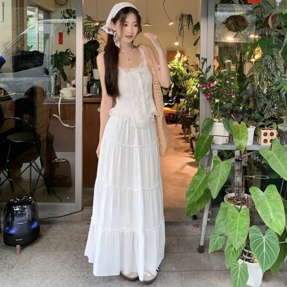 SimpleStore จัดส่งในกรุงเทพฯ ฤดูร้อนผู้หญิงลูกไม้ลูกไม้ Halter Vest กระโปรงยาวสีขาวครึ่งตัว ชุดสองชิ้น