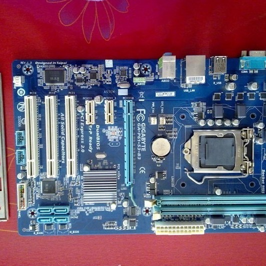 บอร์ดเมนบอร์ด Asus/ P8H61PLUS 1155 พิน H61 ขนาดใหญ่ 1155 สำหรับคอมพิวเตอร์เดสก์ท็อป