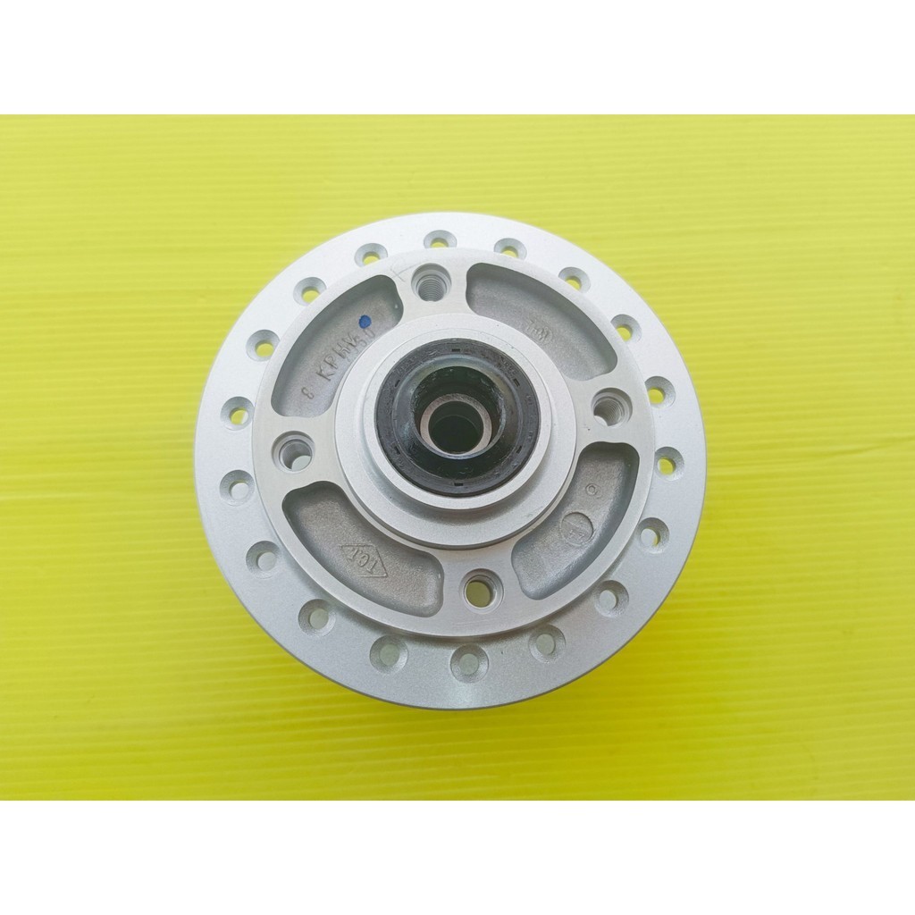 44635-KPH-650ZAดุมล้อหน้าแท้HONDA Wave100sยูบ็อค,Wave125x,s,r,Wave125iรุ่นไฟเลี้ยวบังลม (รุ่นมีกระปุ