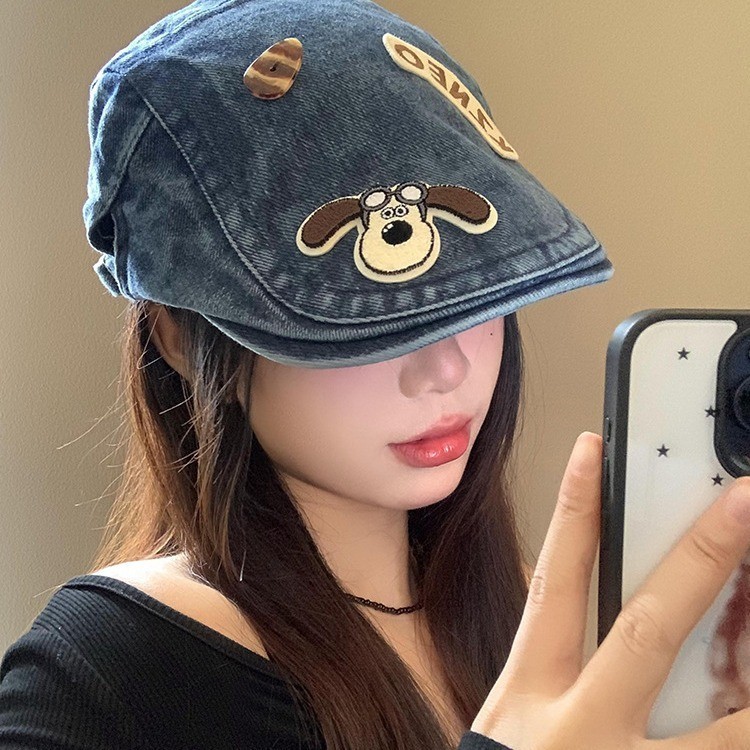 หมวกแบนผ้ายีนส์ปุ่มลูกสุนัขน่ารักสําหรับผู้หญิงหมวกเบเร่ต์วินเทจ