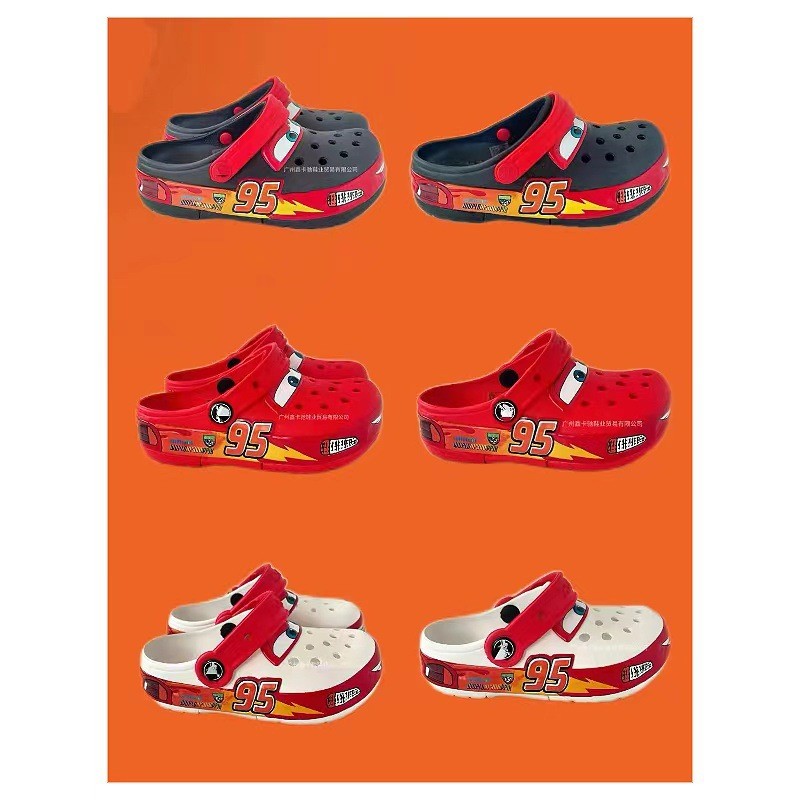 แผ่นรองเท้า รองเท้า crocs รองเท้าหลุมกระพริบไฟเด็กรองเท้า แมคควีน รถแสงขนาดใหญ่ชายหญิงรองเท้ารองเท้า