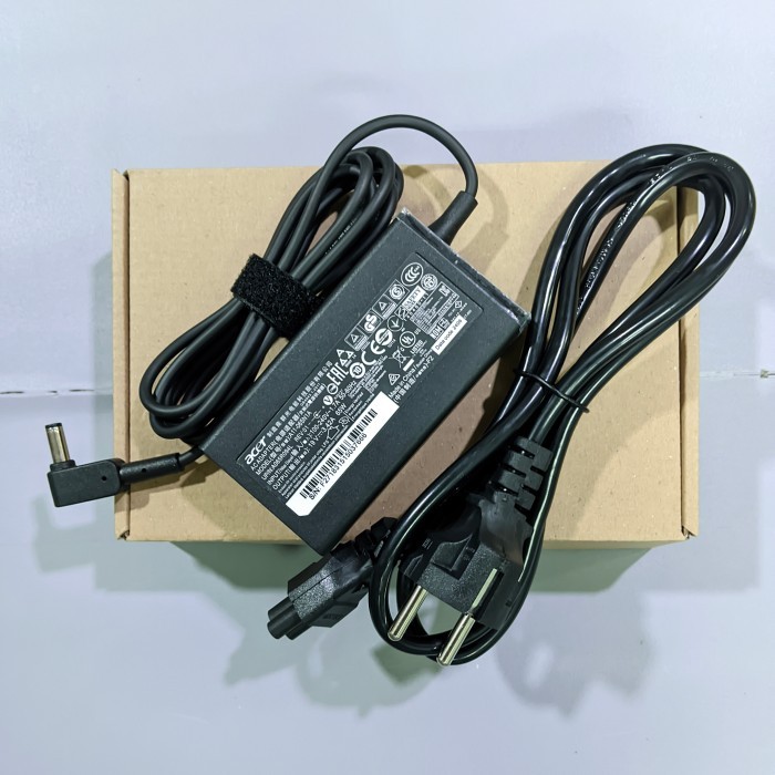 ต้นฉบับ Acer Aspire 5 A514-51 A514-51G A514-51G A514-51K A514-51KG 19V 3.42A 65W อะแดปเตอร์