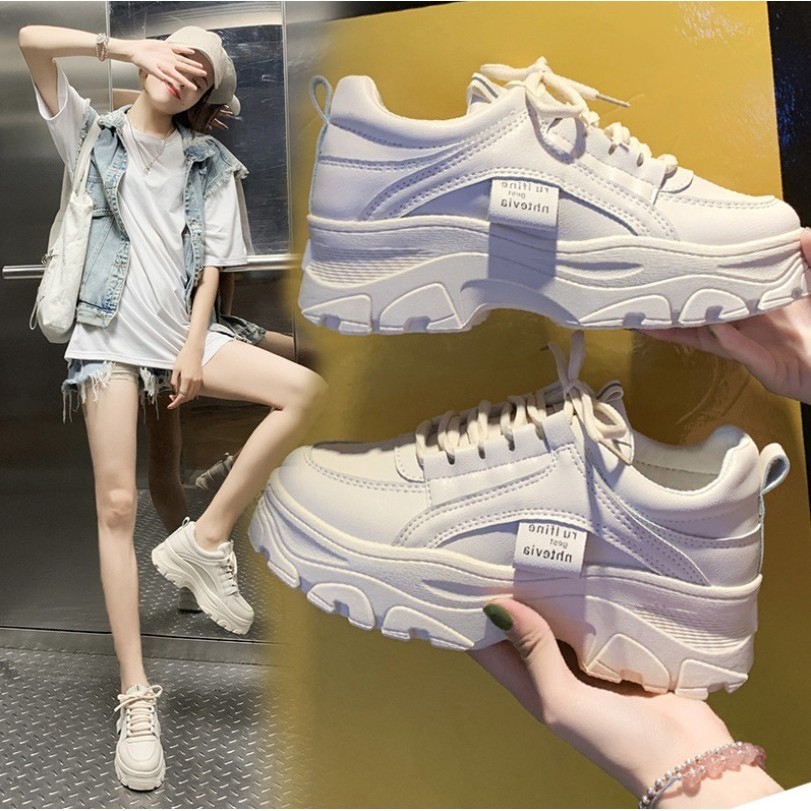 🎉พร้อมส่ง 24 ชม🎉 ราคา 199 บาท มี ไซส์ 35-44 รองเท้าผ้าใบผู้หญิง สไตล์แฟชั่น เสริมส้น 5 ซม Premium Women
