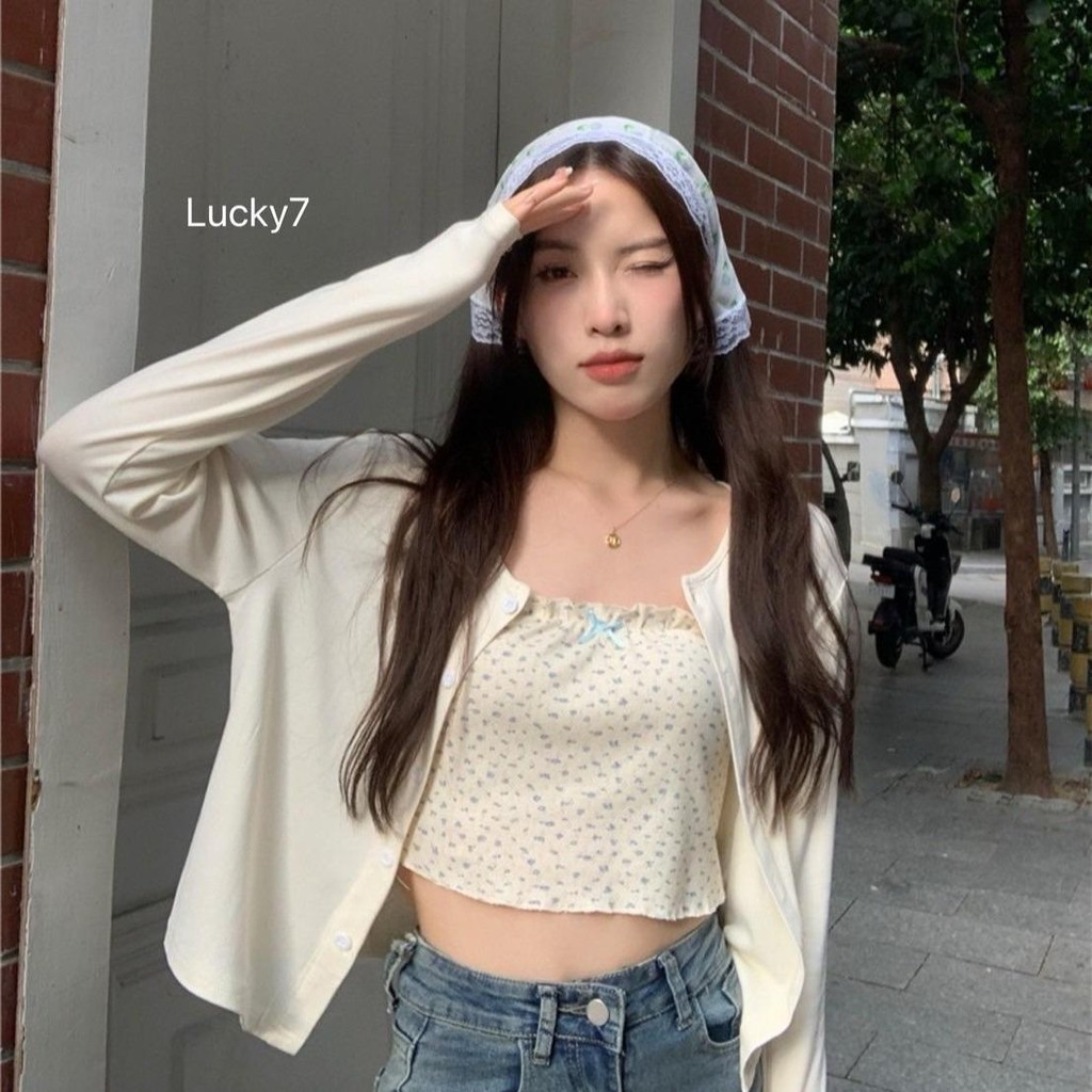 KN.Clothes ชุดเซ็ต2ชิ้น เสื้อคลุมกระดุมหน้า เสื้อสายเดี่ยว แต่งลูกไม้ ลายหัวใจ - รูปที่ 4