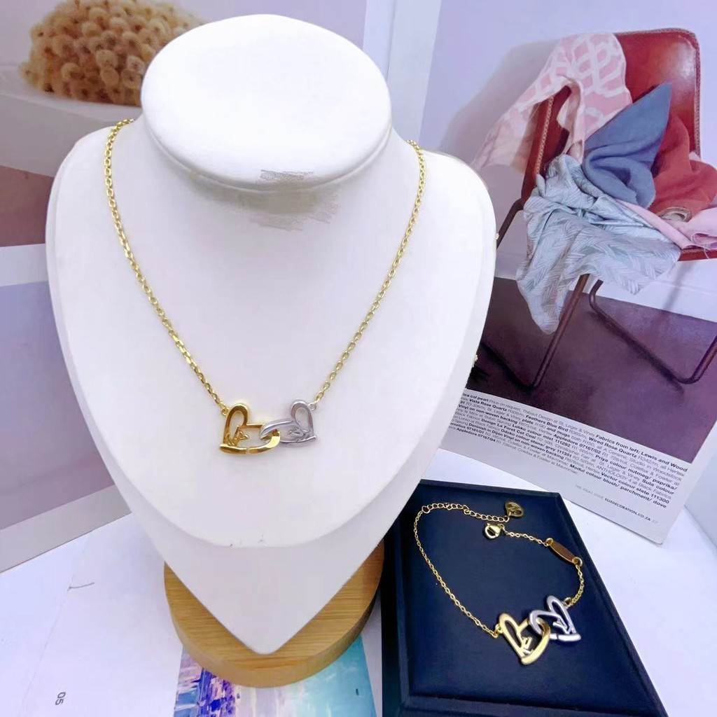 สร ้ อยข ้ อมือสร ้ อยคอรักสแตนเลสแฟชั ่ นและสง ่ างามชุดเครื ่ องประดับสําหรับผู ้ หญิง