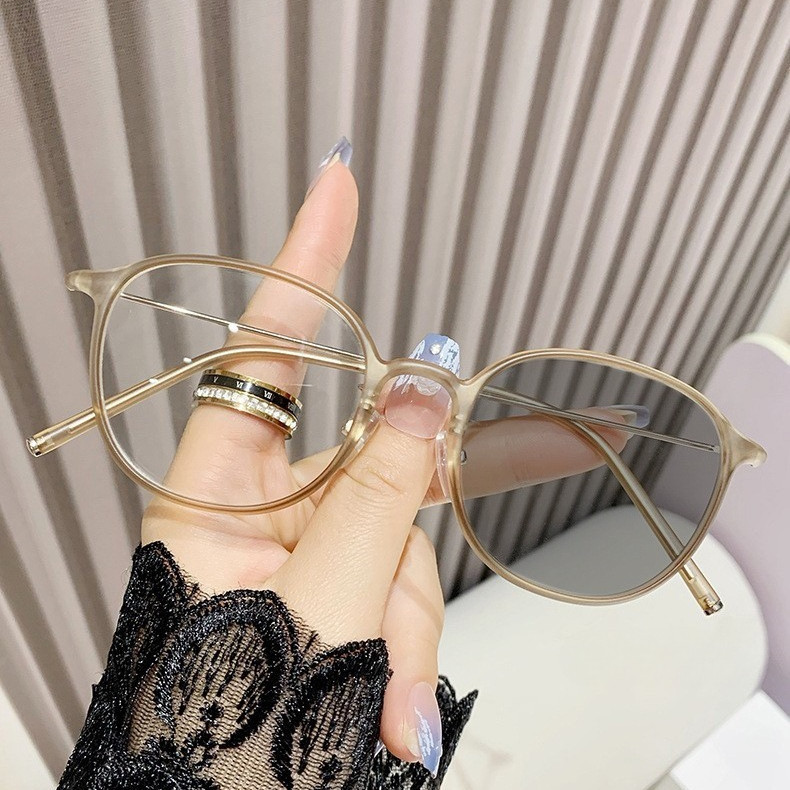 (+0~+400) แว่นสายตายาวแฟชั่นแสงเปลี่ยนสีป้องกันแสงสีฟ้าแว่นตาผู้ชายและผู้หญิงแว่นสายตายาวแว่นตาอ่านหนังสือ