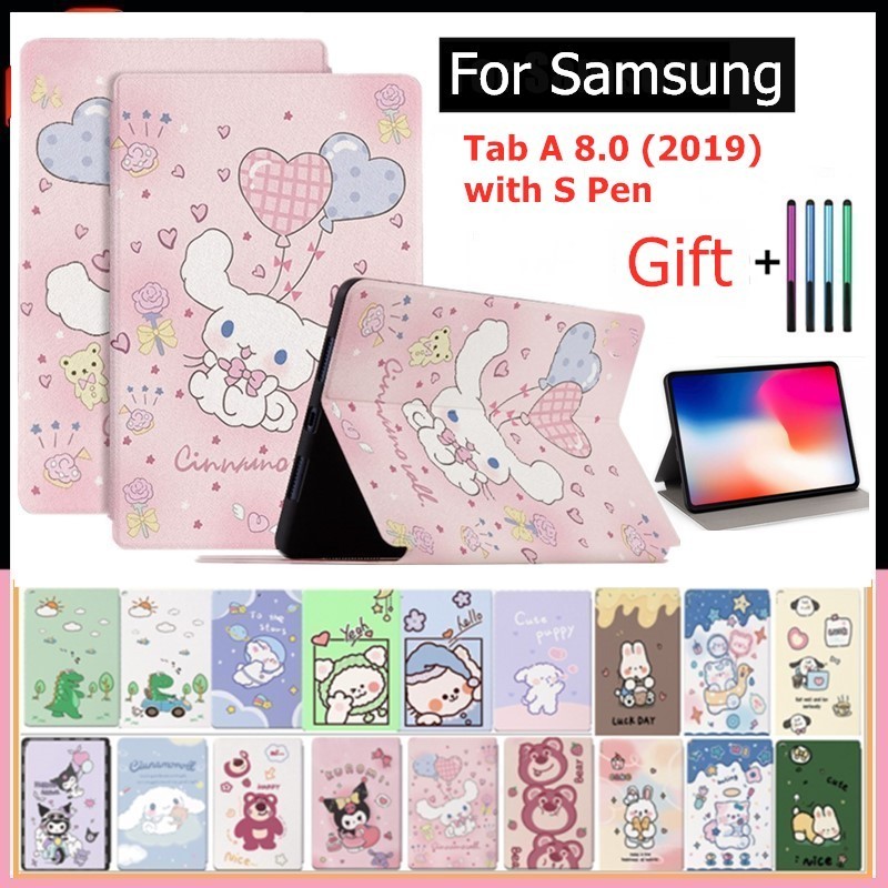 สําหรับ Samsung Galaxy Tab A 8.0 (2019) พร้อม S ปากกา SM-P200 P205 เด็กน่ารักการ์ตูน Kuromi สตรอเบอร์รี่หมีกรณีสมาร์ทขาตั้งหนังสีชมพูกันกระแทกฝาครอบ