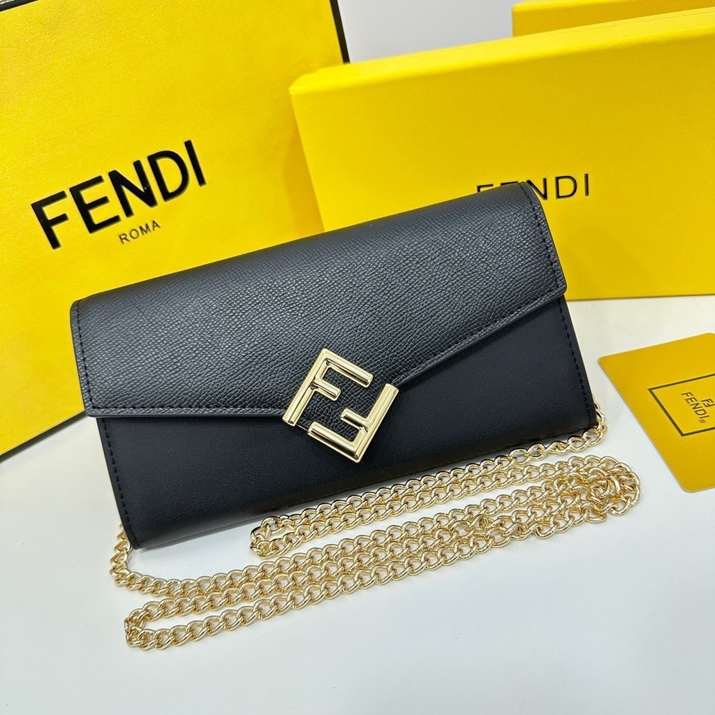 Fendi กระเป๋าสะพายสไตล์เกาหลีกระเป๋าสะพายผู้ชายและผู้หญิงกระเป๋าโท้ทกระเป๋าถือผู้หญิงระดับไฮเอนด์หรู