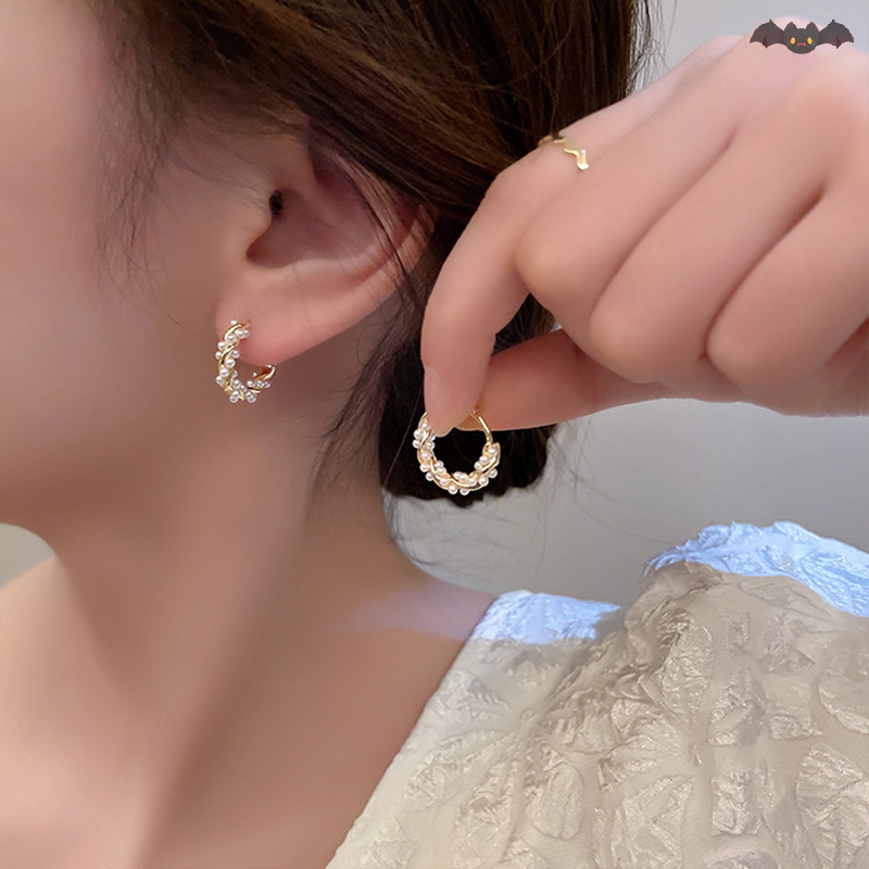 [PE] 1 คู่ใหม่อารมณ์เรียบง่ายวงกลมต่างหูมุกแฟชั่นต่างหูอเนกประสงค์ขนาดเล็กเครื่องประดับผู้หญิง TH