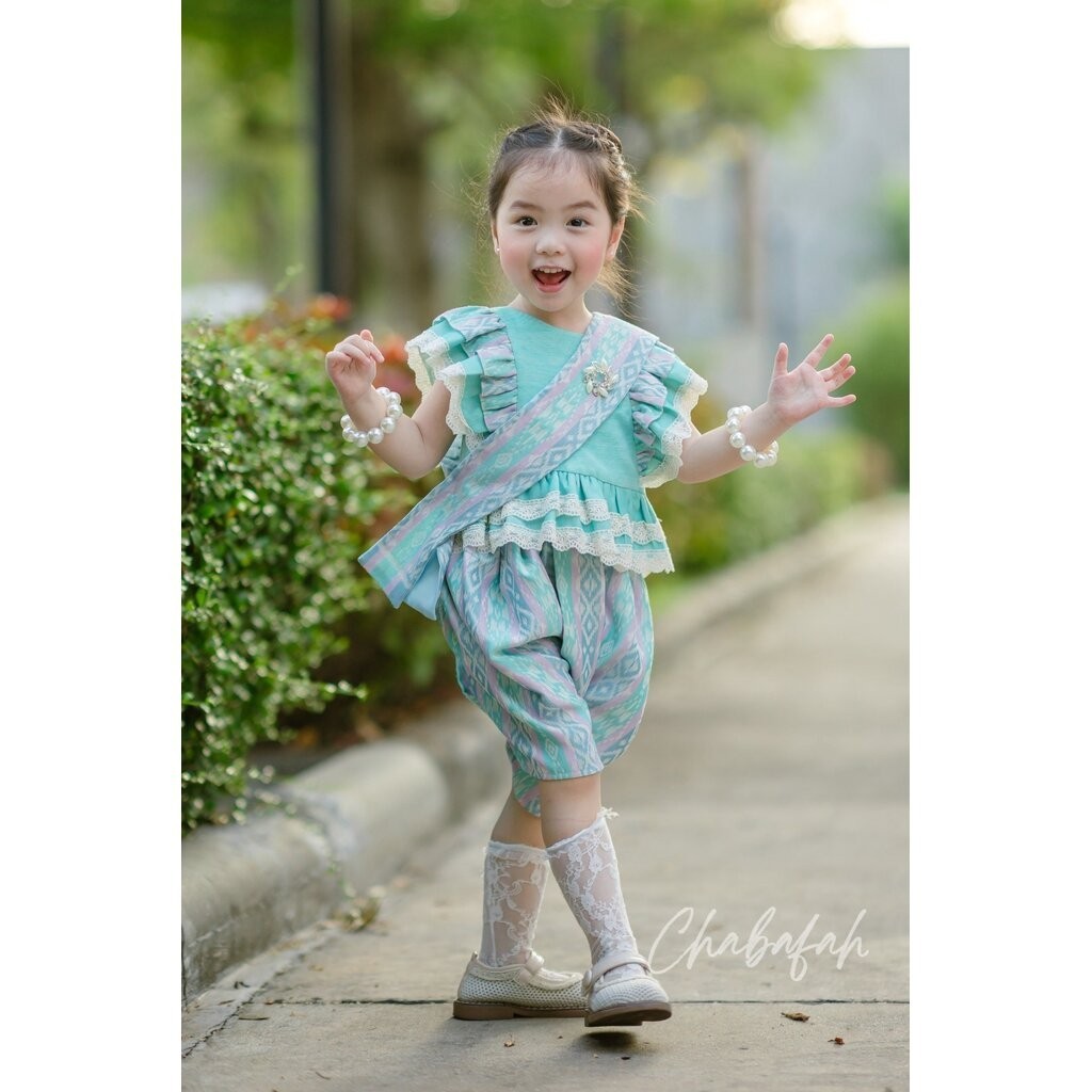 (เซต 4 ชิ้น) ชุดไทยแบรนด์ Chabafah รุ่น ศิรินภา สีฟ้า