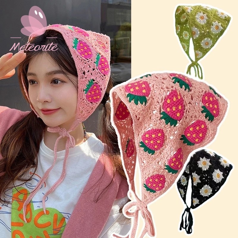เกาหลีขนาดเล ็ ก Daisy ดอกไม ้ สตรอเบอร ์ รี ่ Handmade โครเชต ์ Hollow สามเหลี ่ ยมแถบคาดศีรษะผ ้ าขนหนูหวานน ่ ารักสายคล ้ องผมกระเป ๋ า Headscarf หมวก