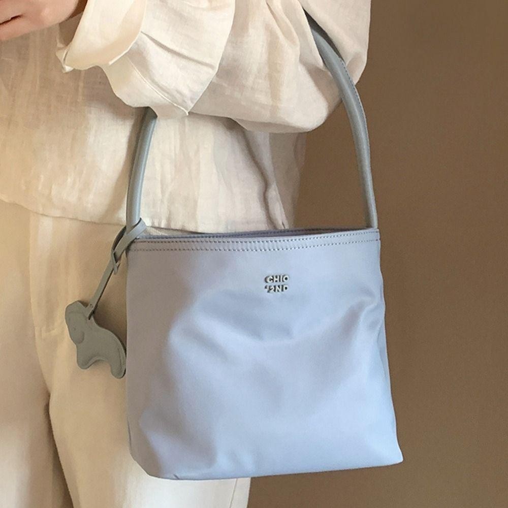 Sevenhome3e กระเป๋าโท้ทไนลอน, กระเป๋าถือสไตล์เกาหลี Letter Underarm Bag, Simple Pure Color Large Capacity All-match Oxford Cloth Shoulder Bag Travel
