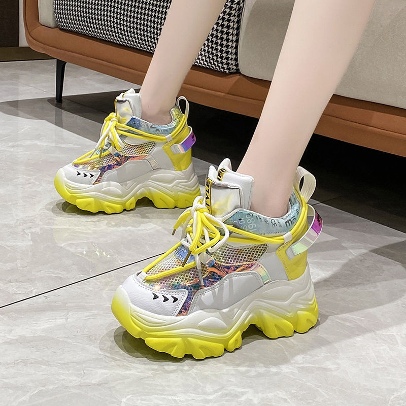 สินค้าใหม่ขายร้อนbaotouรองเท้าแตะกีฬาผู้หญิง 2023 ฤดูร้อนสไตล์ใหม่ความสูงWedge Heel Breathableตาข่ายHollowหนาSoled Casual Daddyรองเท้า