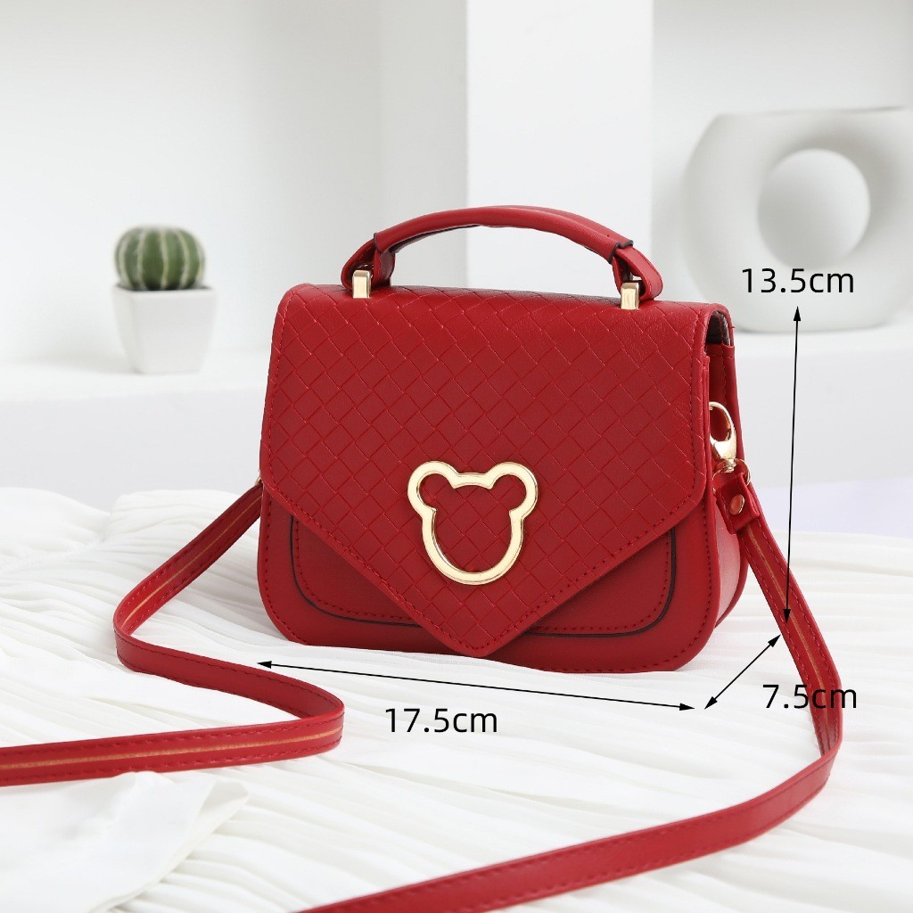 กระเป๋าสะพายผญ สะพายข้างความจุขนาดใหญ่ใหม่ 4สี ใส่ของได้เยอะ BB00526