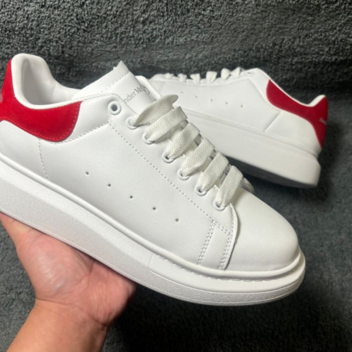 Alexander McQueen Alexander McQueen Alexander McQueen Smooth Calfskin Low-Top รองเท้าผ้าใบแฟชั่นผู้ช