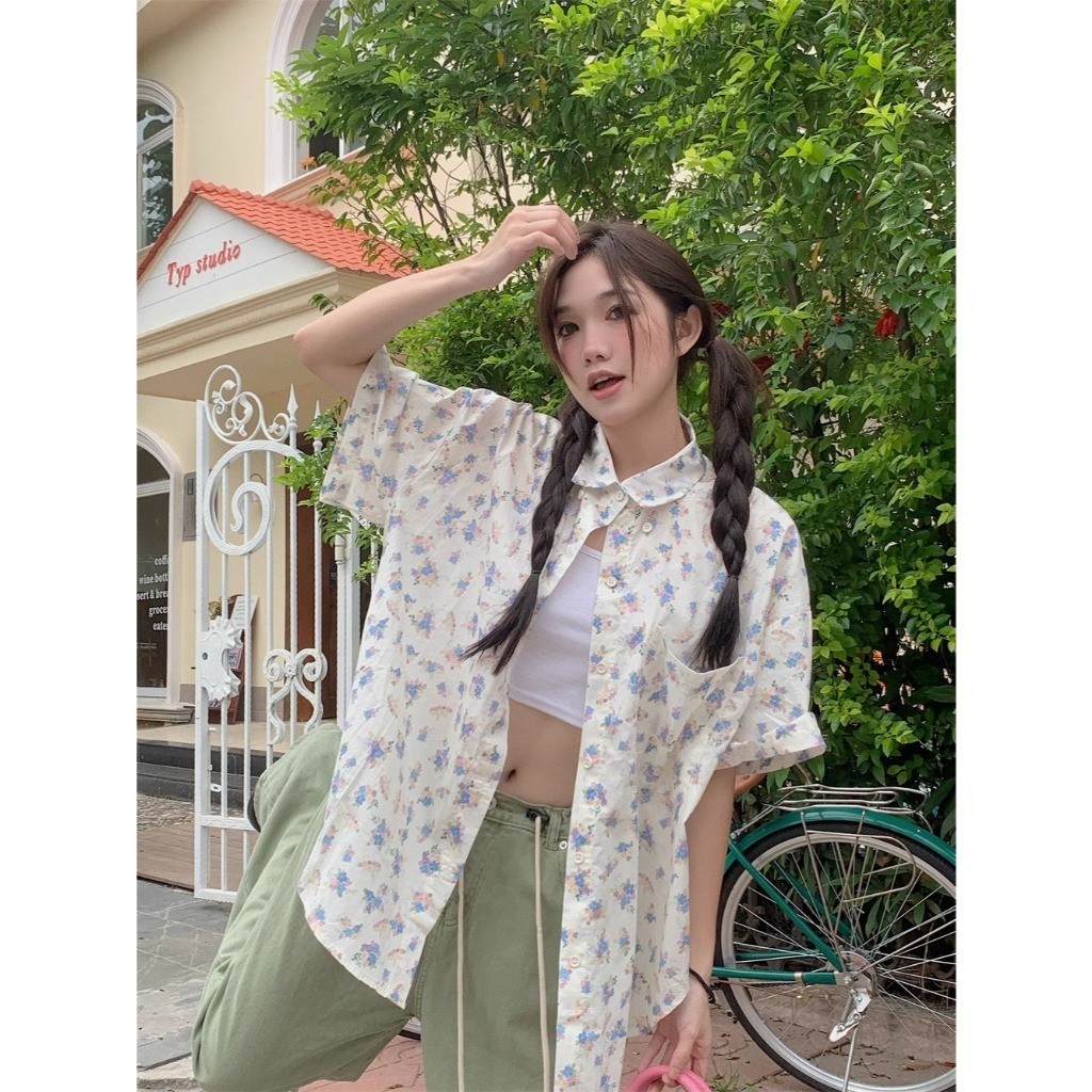 ผู้ชายผู้หญิงสไตล์เดียวกันดอกไม้อินเทรนด์น่ารักเยาวชนยอดนิยมแขนสั้น