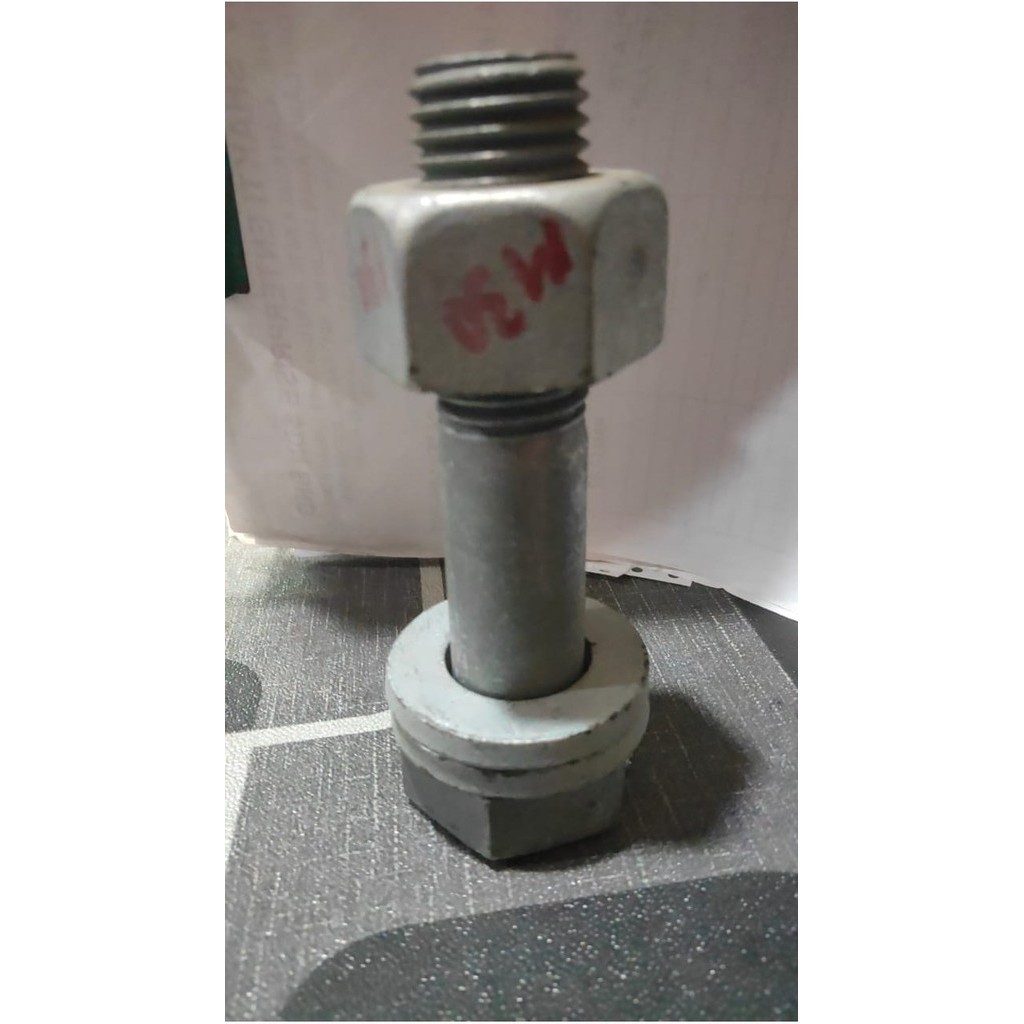 BOLT NUTT SIZE M30**
