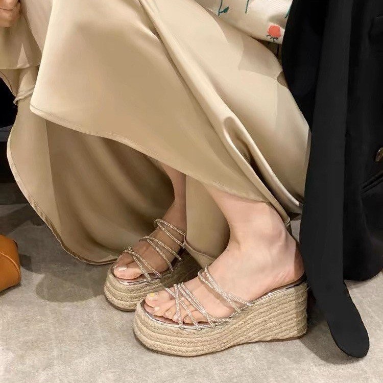 Slip-On Wedge Shoes ผู้หญิง Rhinestone แฟชั่น