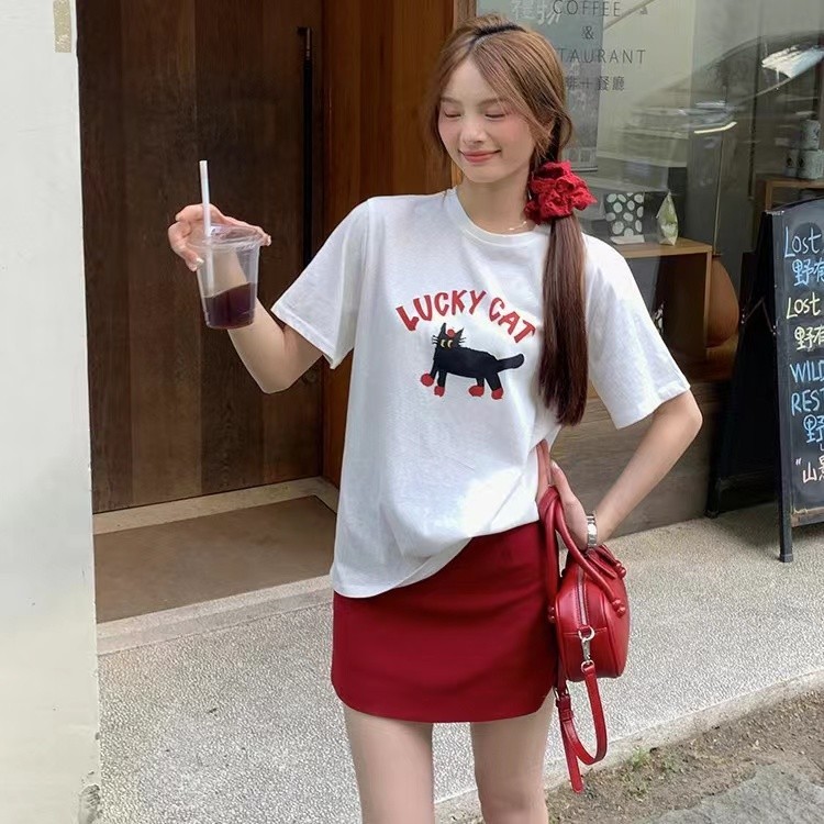 จัดส่งในกรุงเทพ ฤดูร้อน Niche Design แมวพิมพ์ผ้าฝ้ายเสื้อยืดแขนสั้นผู้หญิงหลวมด้านบน oversize s-3xl