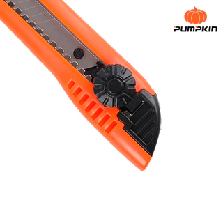 มีดคัตเตอร์ใหญ่ Pumpkin รุ่น Twist-Y 12107/BA-107 มีดคัตเตอร์เล็ก Pumpkin 12110/BA-110 OIL8448 คัตเตอร์ cutter