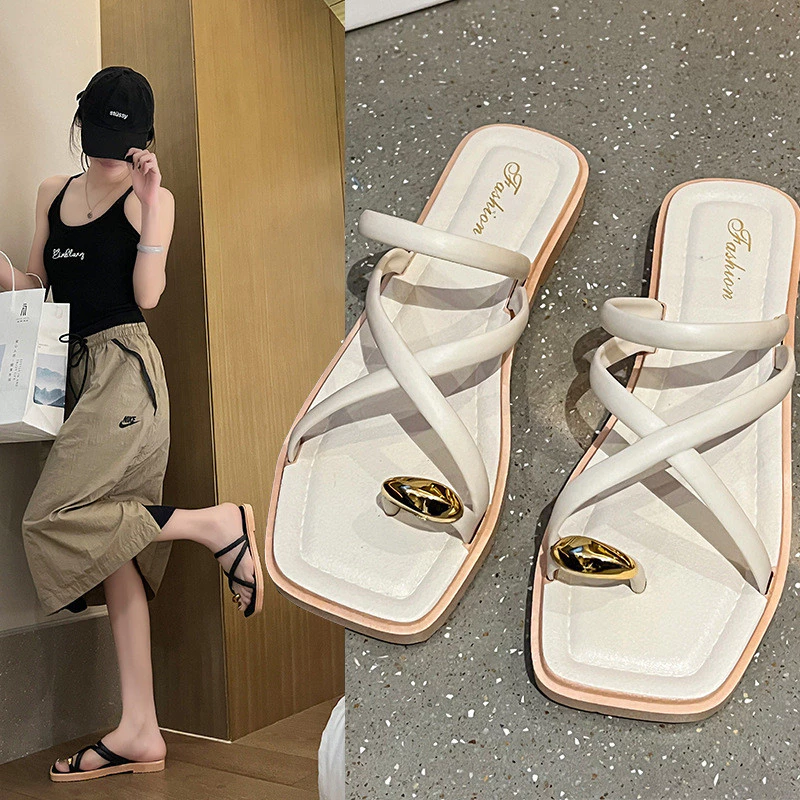 พร้อมส่ง🚚รองเท้าแตะผู้หญิง (เพิ่ม1เบอร์) slipper แฟชั่น สายรัด กันลื่น ใส่สบาย นำเข้าราคาถูก A-031