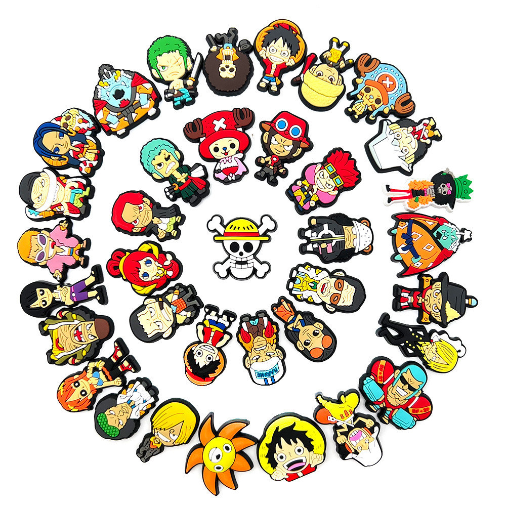 Crocs Jibbitz Animation ONE PIECE การ์ตูน DIY Clog Charms Pins สําหรับรองเท้า Crocs Charms