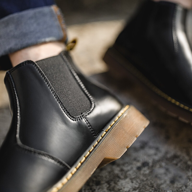 Retro workwear สไตล์ชายหนุ่ม academy high street รองเท้าเชลซีหรูหราสไตล์อังกฤษกลางรองเท้าลําลองผู้ชายสีดํา high top ของแท้หนัง Martin รองเท้า - รูปที่ 4