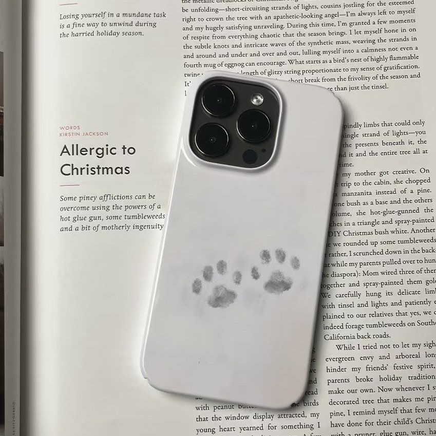พิมพ์อุ้งเท้าสีเทาเรียบง่ายเหมาะสําหรับเคสโทรศัพท์ Apple 16/15promax 14/13/12 เคสนิ่ม XR/XSmax ขอบตรง 8p เคสโทรศัพท์