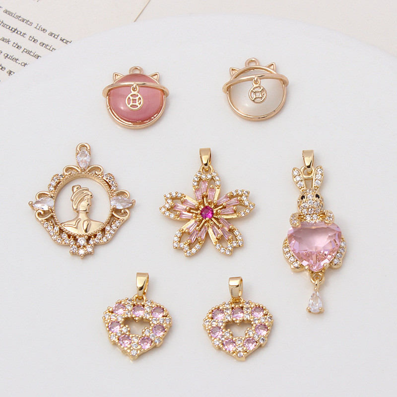 14k ทองแดง Gold-Plated Micro-Inlaid Zircon สีชมพู Cherry Blossom กระต่ายแมวความงาม Avatar สร้อยข้อมือสร้อยคอจี้ DIY เครื่องประดับอุปกรณ์เสริม