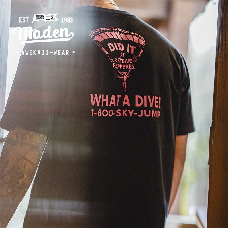 Maden ยี ่ ห ้ อ workwear สไตล ์ 2024 ฤดูร ้ อนใหม ่ ผู ้ ชายเยาวชนอเมริกัน retro สนุกตัวอักษรพิมพ ์ แขนสั ้ นตัดกันถักรอบคอฐานเสื ้ อยืด