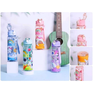 พร้อมส่ง✨✨ขวดน้ำพลาสติก 650ml แบบพกพา จุน้ำได้เยอะ มีสายคล้องแขน พร้อมหลอด✨✨