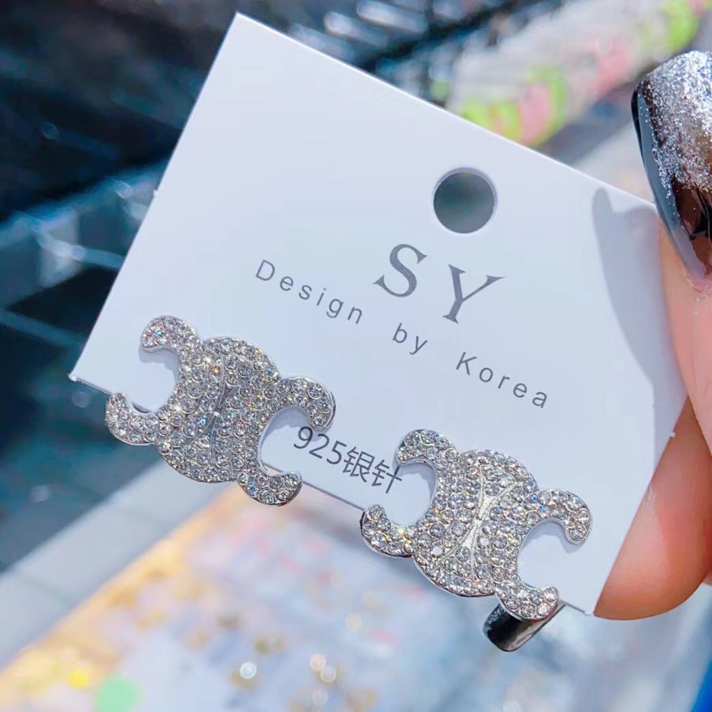 ต ่ างหูเรียบง ่ าย/Titanium Steel Letter Logo/Personal/Exquisite/Elegant ต ่ างหูสตั ๊ ดเครื ่ องประดับผู ้ หญิง