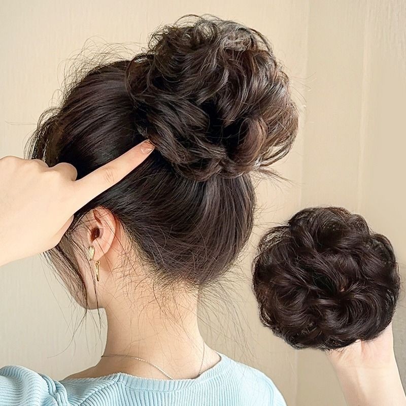 น ่ ารักหัวบอลวิกผมสีดําสีน ้ ําตาลแถบคาดศีรษะสาวธรรมชาติ Scrunchie Hairdo ธรรมชาติปุยจําลองอุปกรณ ์ เสริมผม