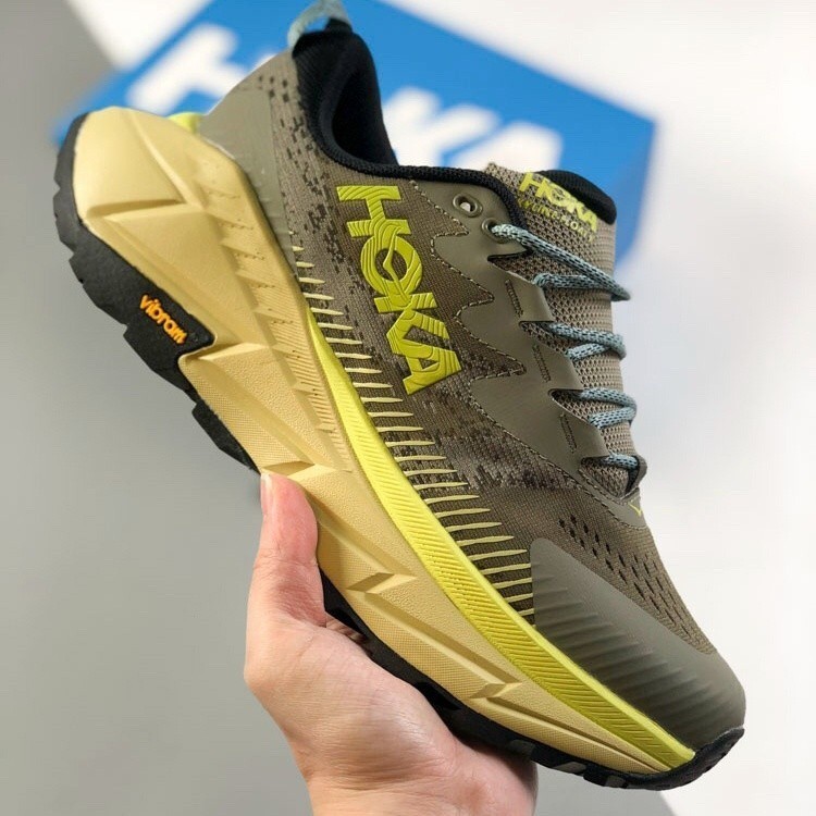 Hoka U SKYLINE-FLOAT X ยี่ห้อใหม่การจับคู่สีผู้ชายผู้หญิงสบายๆกีฬารองเท้าวิ่ง Breathable ความยืดหยุ่นสูงสีเหลือง L3YL