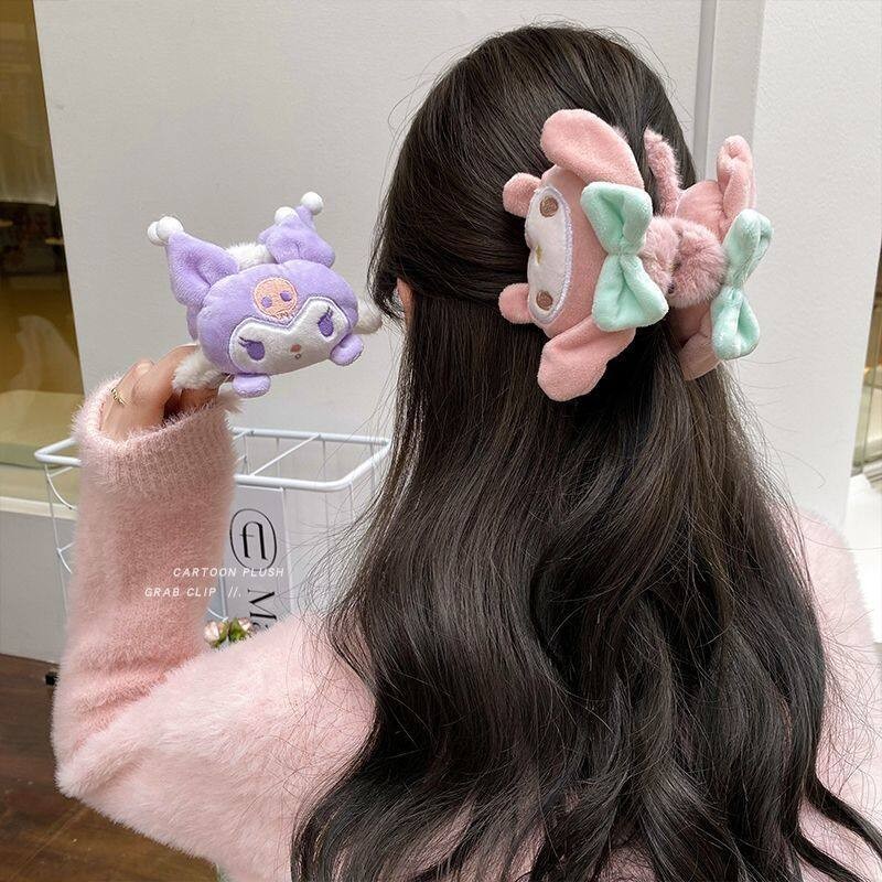 การ ์ ตูน Cinnamoroll สองด ้ านตุ ๊ กตาผมคลิป Sanrio Kuromi ตุ ๊ กตาอุปกรณ ์ เสริมผมน ่ ารักสดกลับหัวคลิปฉลาม