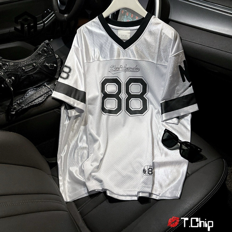 2025 เสื้อกีฬาแขนสั้นน้ำหนักเบาและระบายอากาศได้ดี สไตล์เกาหลี เบอร์ 88 เสื้อยืดฟุตบอลผู้หญิง ขนาดใหญ่ ทรงหลวม เสื้อผ้ากีฬาสตรีท