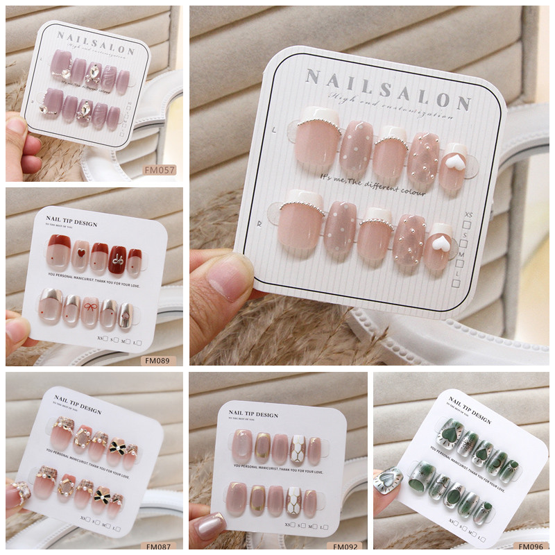 Handmade 10 ชิ้นแมวตาคริสตัลเล็บปลอมพร้อมสติกเกอร์เยลลี่เงา Cat Eye Design สวมใส่เล็บปลอม