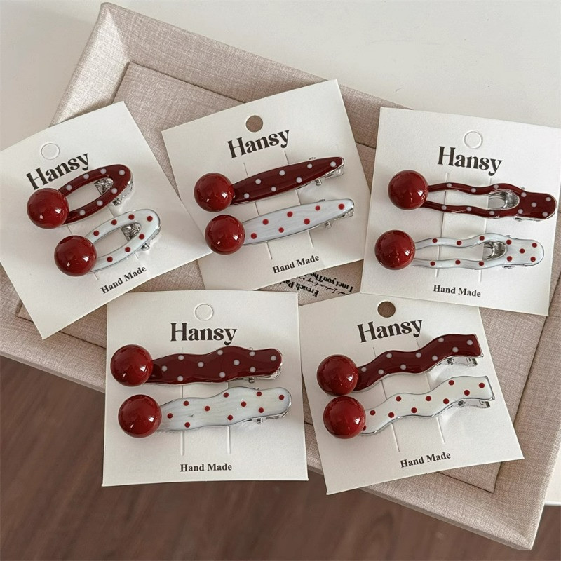 2ชิ้นผู้หญิงวินเทจสีขาวสีแดงจุดกิ๊บคลิปด้านเรียบคลิปอุปกรณ์ผม