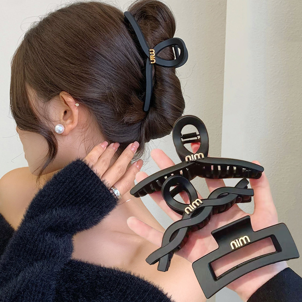 Simple สีดํา Frosted Hair Claw Vintage เรขาคณิตสแควร ์ Cross อะคริลิค Hairpins กลับหัว Shark คลิปอุปกรณ ์ เสริมผมเครื ่ องประดับ