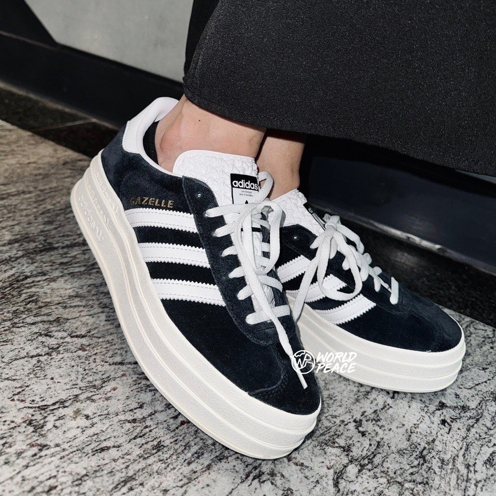 ADS ORIGINALS GAZELLE BOLD กีฬารองเท้าหนา Soled สีดําสีขาวผู้ชายผู้หญิง HQ6912