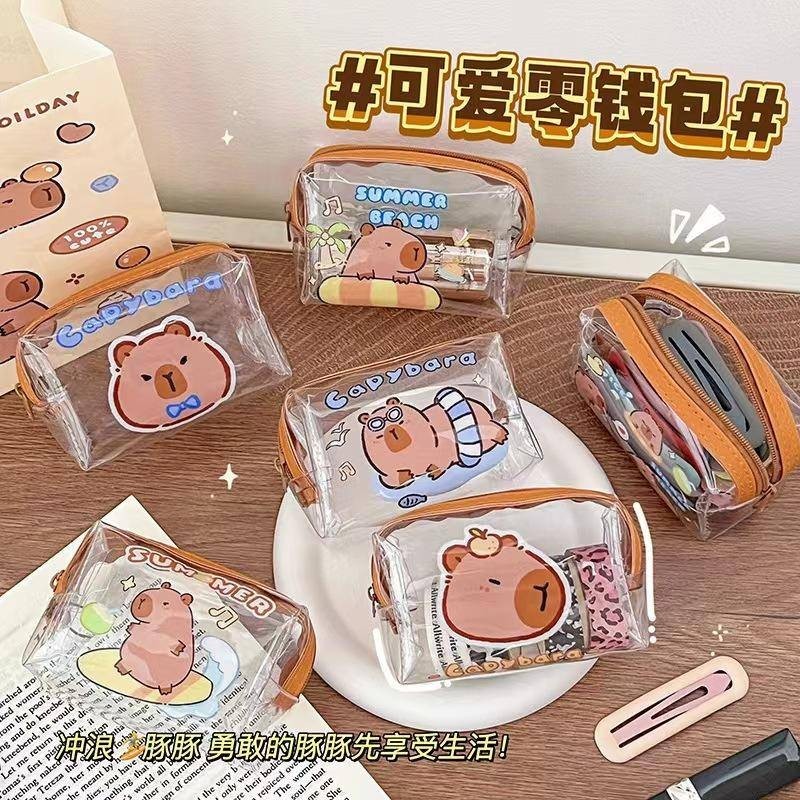 6 รูปแบบ Kawaii การ์ตูน Capybara Simple Pvc โปร่งใสขนาดเล็กซิปกระเป๋าเก็บกระเป๋าเหรียญแบบพกพาลิปสติกกระเป๋าเครื่องสําอาง Key Card เครื่องเขียนเก็บกระเป๋า