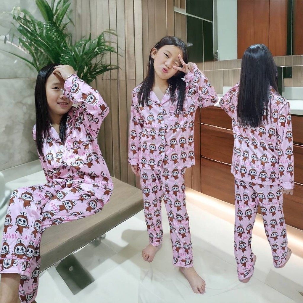 ชุดนอนลาบูบู้ ผ้าคอตตอนผสมไหมอิตาลี มีไซส์เด็ก-ผู้ใหญ่ แขนสั้น แขนยาว
