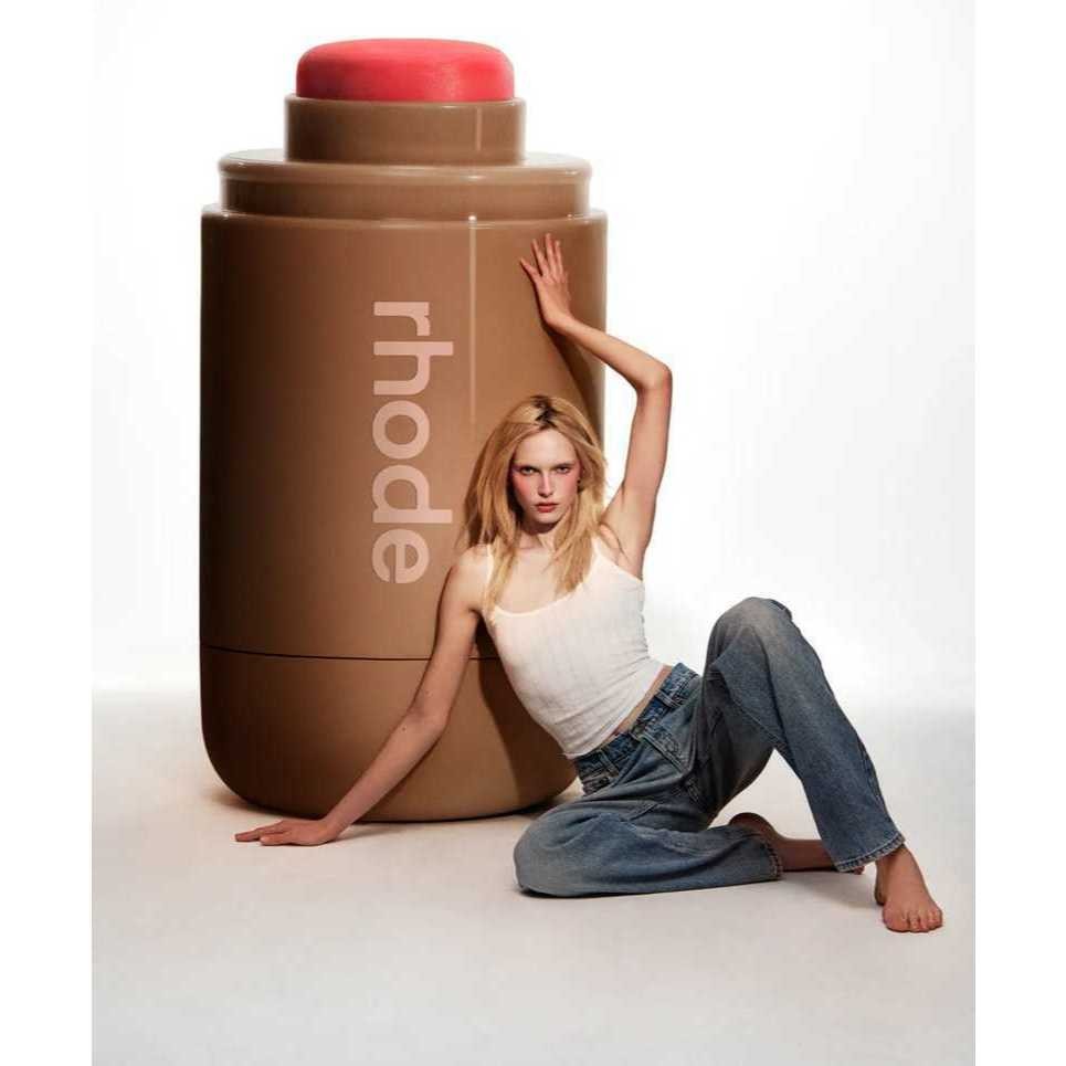บลัชออน Rhode ON HAND Rhode Pocket Blush