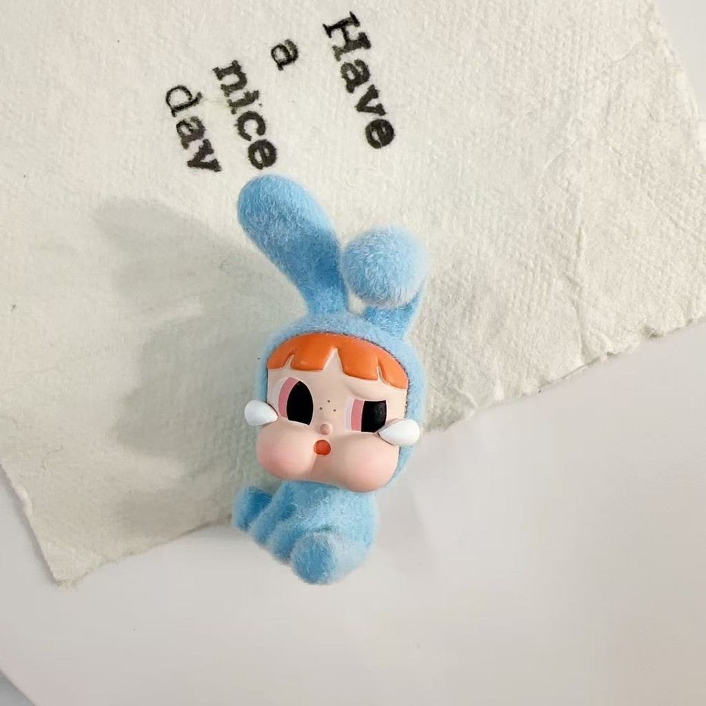 Crybaby เสน่ห์รองเท้าน่ารักสไตล์ใหม่ - อุปกรณ์อุดตันสไตล์ DIY Cros ตกแต่งรองเท้าการ์ตูนน่ารักสําหรับผู้ชายและผู้หญิง, คลิปรองเท้าแสนสนุกสําหรับ Casual &