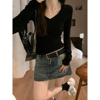 Anata พร้อมส่งจากกทม เสื้อยืดทรงซ้อ เสื้อยืดเข้ารูป เสื้อยืดแขนยาวผู้หญิง เสื้อยืดคอวีทรงเข้ารูปสไตล์เกาหลี