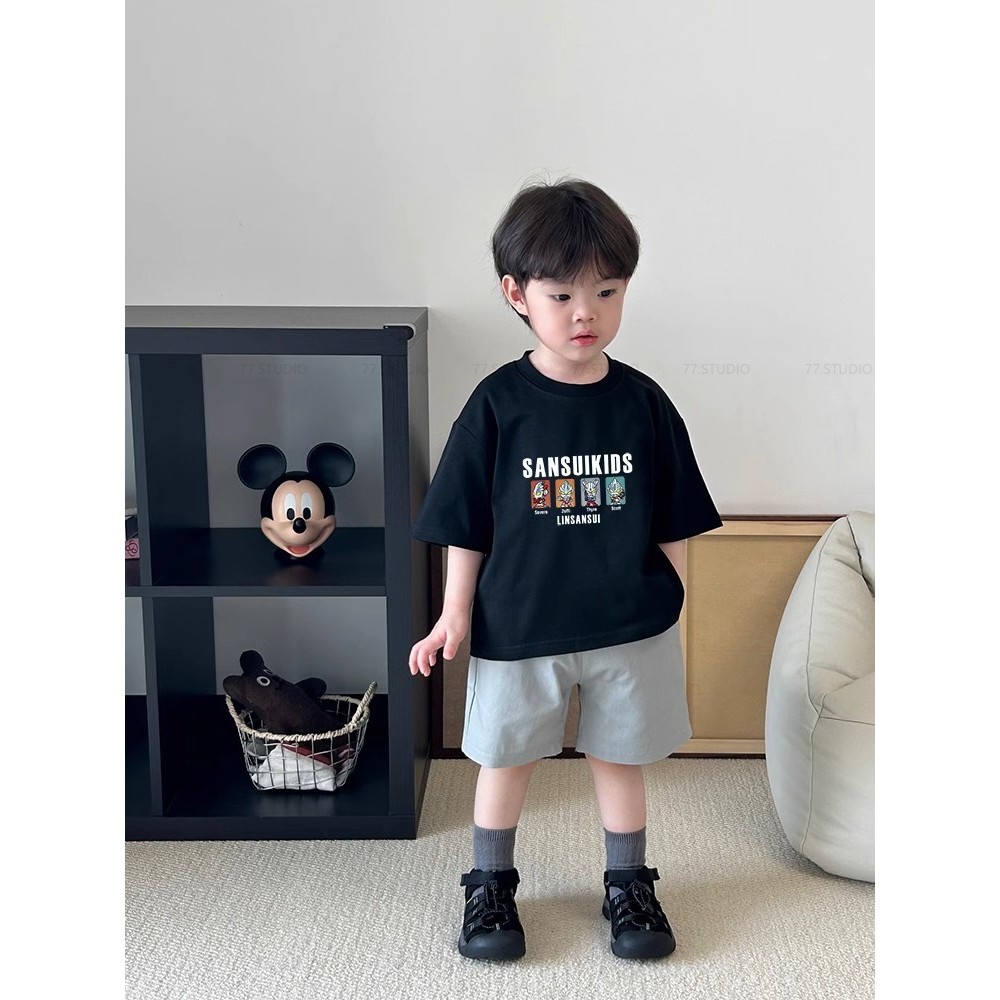 （พร้อมส่งจากกทม มาถึงใน 2วัน）เสื้อยืดแขนสั้นหลวมสำหรับเด็กผู้ชายผ้าฝ้ายแท้คอกลมพิมพ์ลายน่ารักสำหรับเด็ก